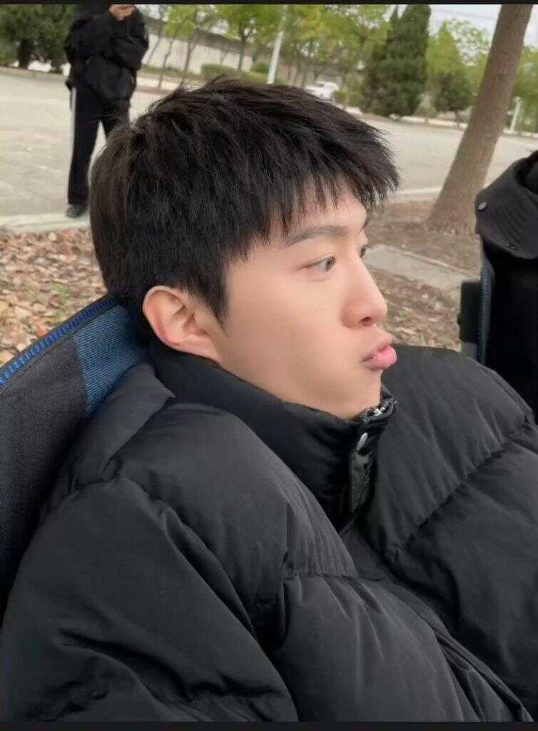 🍊-内娱星踪论坛-娱乐-校园频道