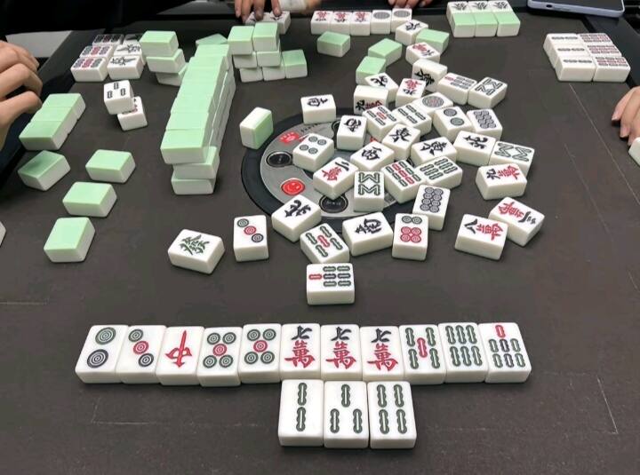 无聊就来搓麻将-校园频道