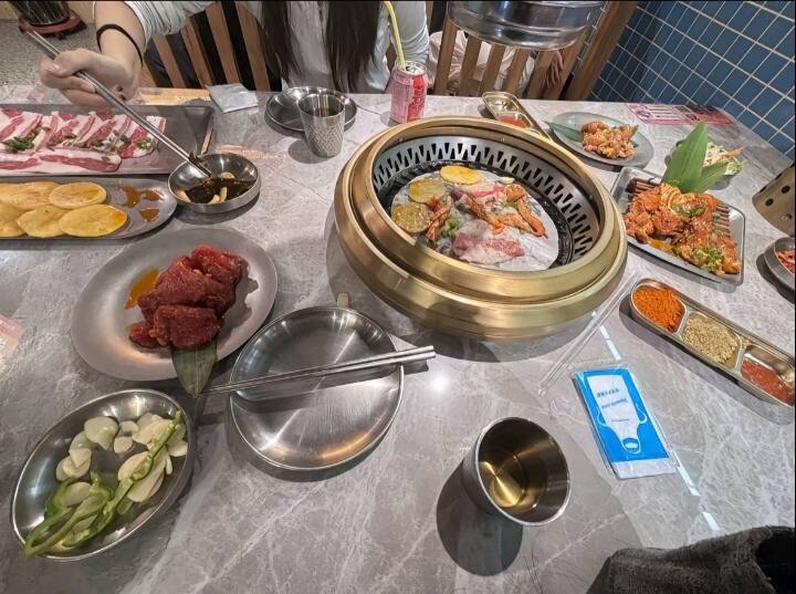 好吃😋-校园频道