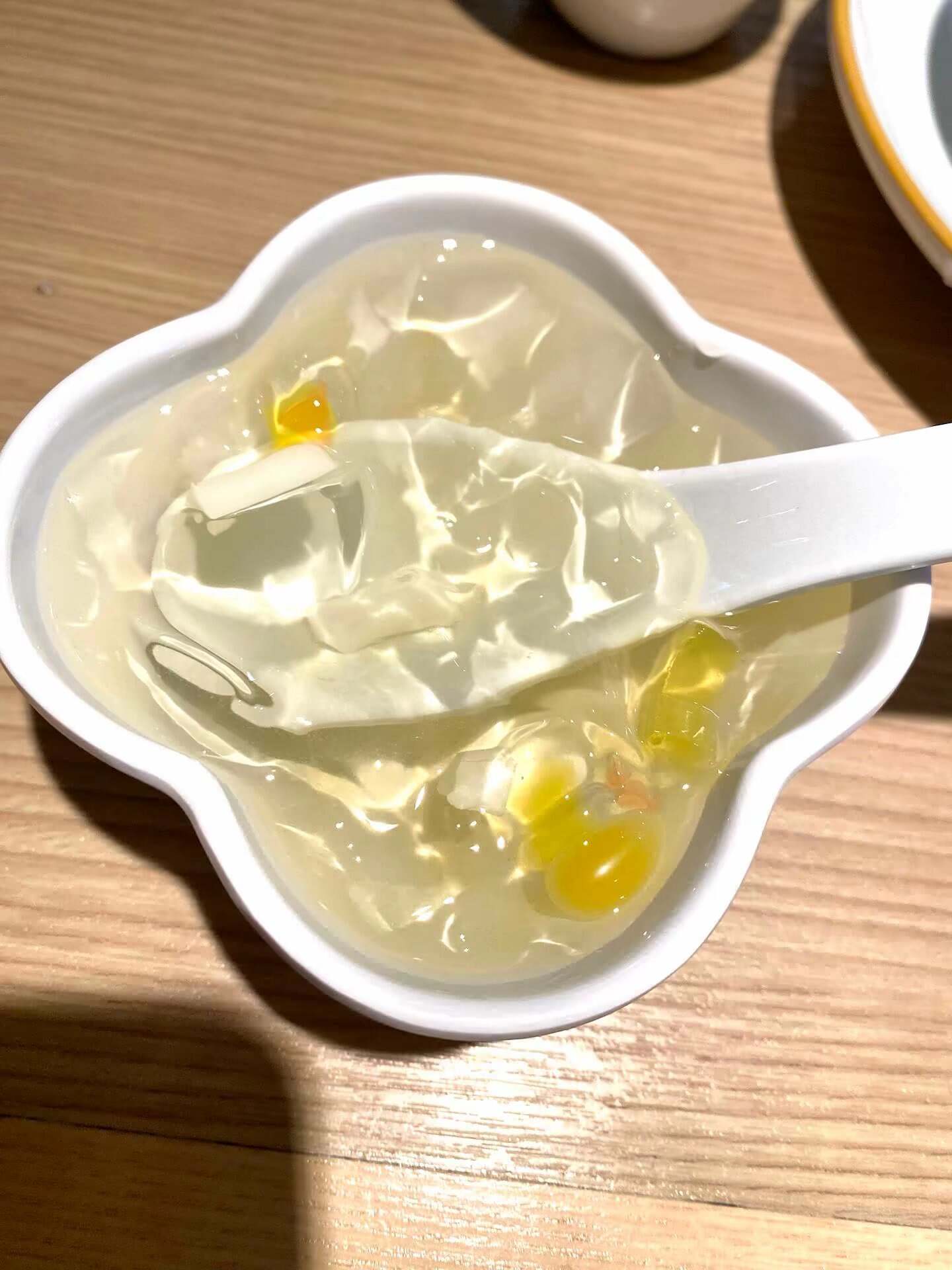 亮晶晶哒-校园频道