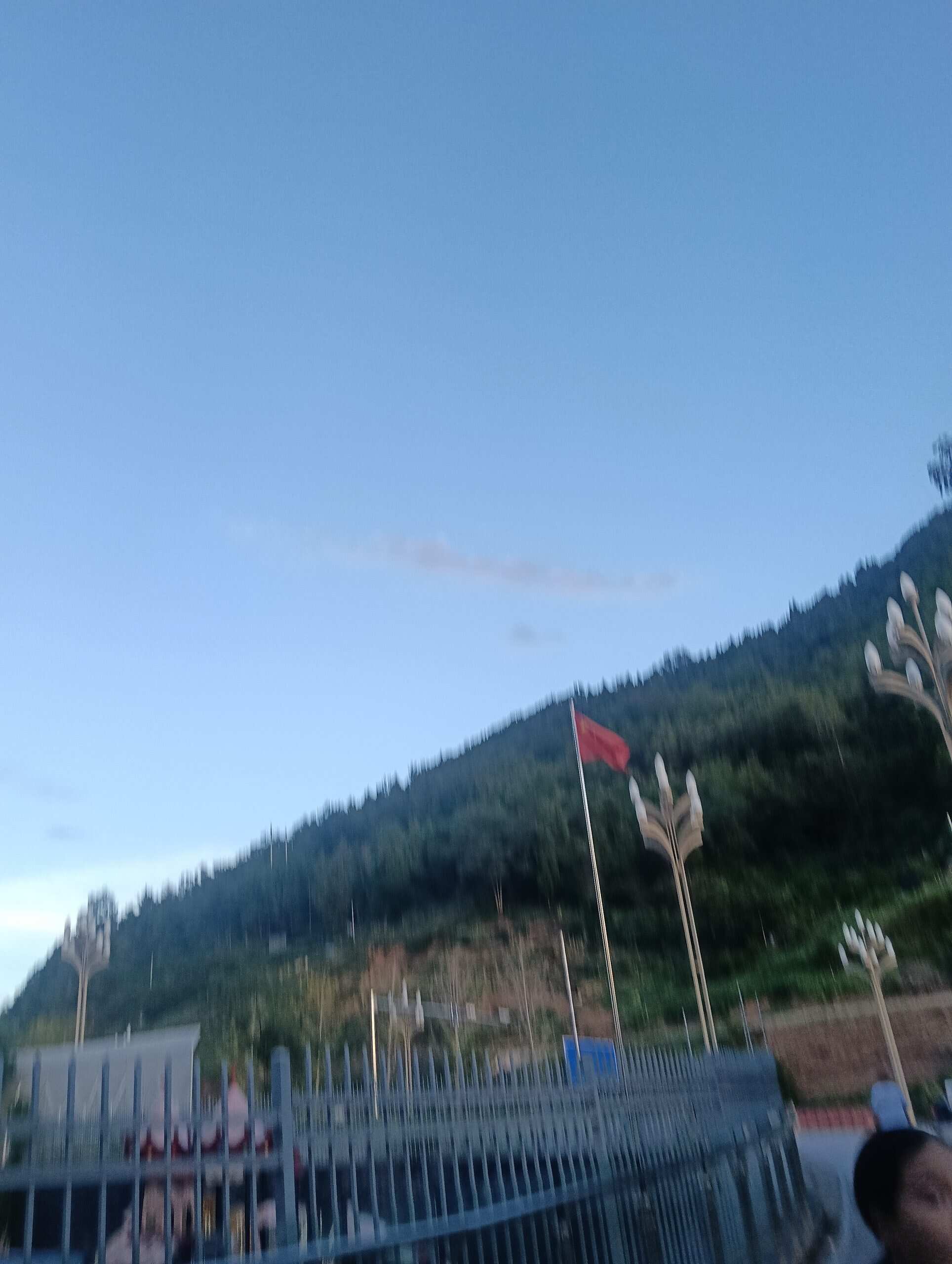 🌝🌝🌝🌝-校园频道