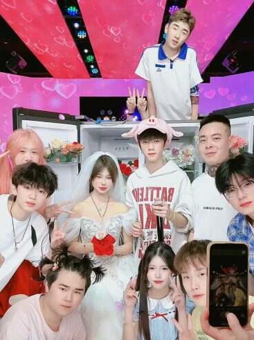 豪想有佳-校园频道