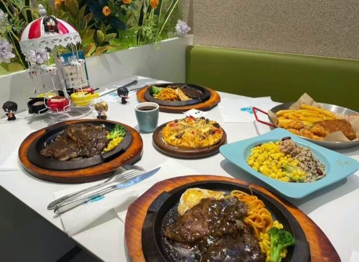 ε٩(๑> ₃-校园频道