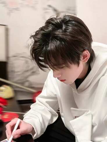 宋亚轩-校园频道