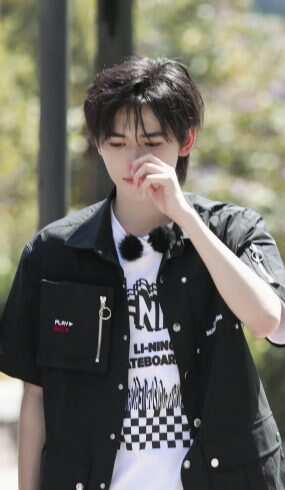 宋亚轩-校园频道