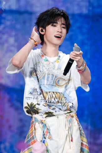 宋亚轩-校园频道