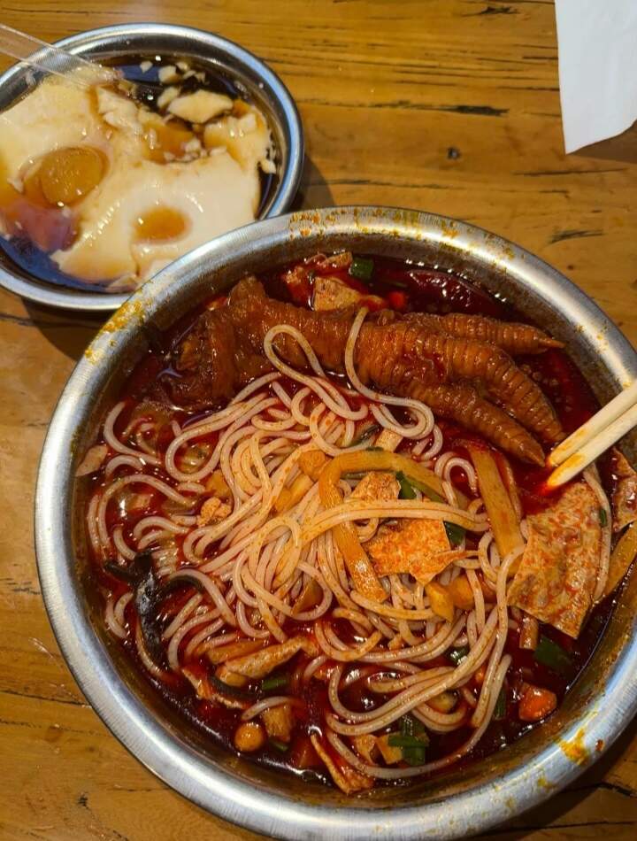 想念广西的螺蛳粉-校园频道