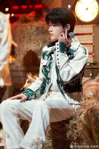 宋亚轩-校园频道